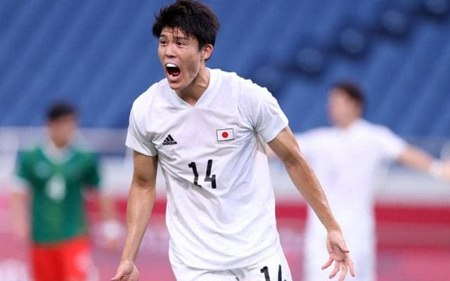 冨安健洋がアーセナルでの一歩を踏み出す！ チームトレーニングに初参加