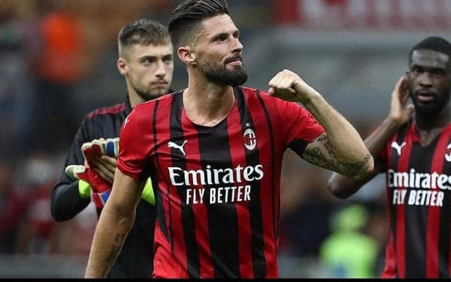 ミランに朗報！ ジルーのコロナ陰性が確認され、次節ラツィオ戦出場可能に