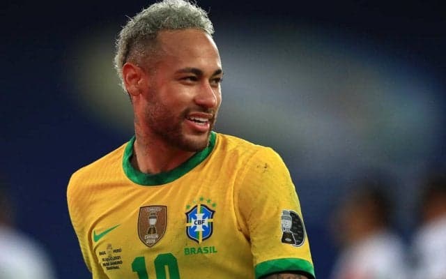 「サッカーが上手な“ぽっちゃり”さ」太り過ぎを指摘されたネイマールがゴールパフォーマンスで再び煽り返す