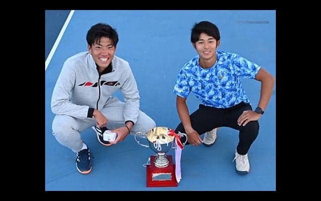  柚木/楠原が初代ダブルス王者 