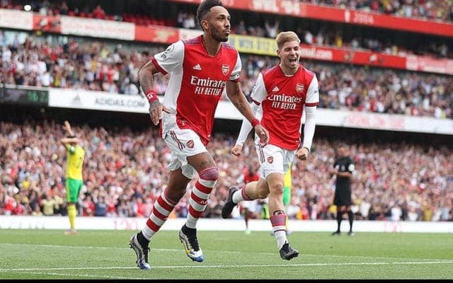 冨安初先発のアーセナルがオーバメヤン弾で今季初勝利を飾る！《プレミアリーグ》