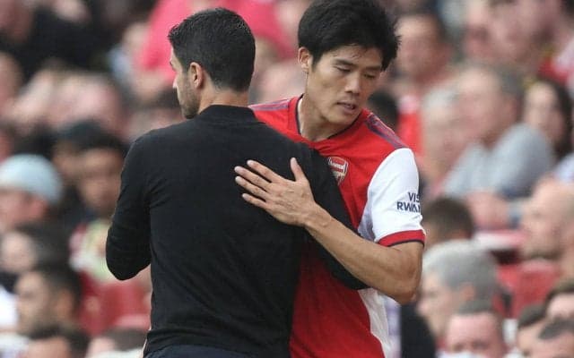 合流2日でプレミア先発デビューの冨安健洋をアルテタ監督も称賛「役割をよく理解していた」、途中交代の理由も明かす