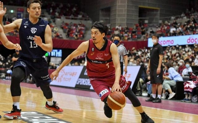 川崎ブレイブサンダースがアルティーリ千葉に貫録勝ち - Bリーグプレシーズンゲーム