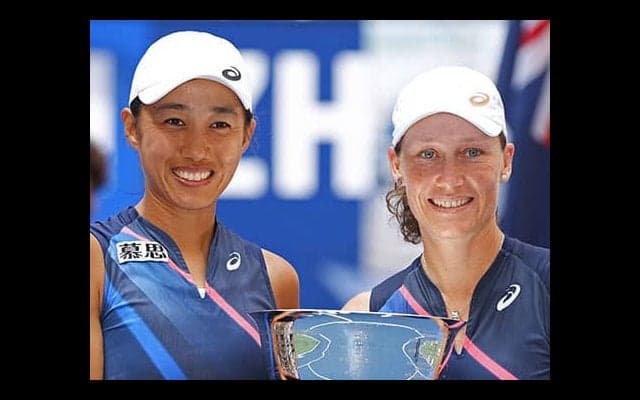 ガウフ組撃破で全米女子複V