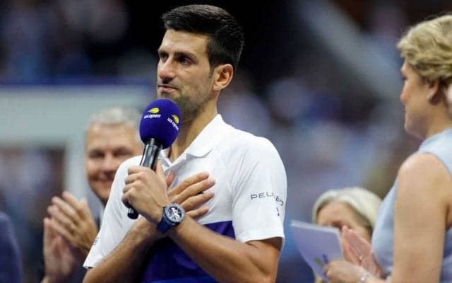 悲しみと落胆。そして、感謝と安堵。大記録を逃したジョコビッチが手にしたもの