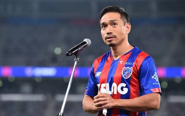 【サッカー】「このクラブで勝利したい」と長友佑都、11年ぶりFC東京復帰