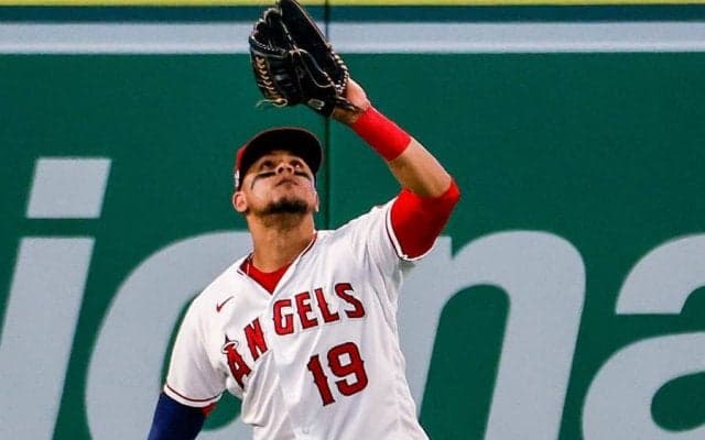【MLB】「奇妙なプレー」で無失点　エ軍右翼手がまさかの転倒も“リカバリー守備”に米称賛