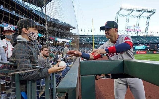 【MLB】大谷翔平との仲良しぶりが話題　元同僚の移籍後初HRに日本のファンも声援「頑張れ！」