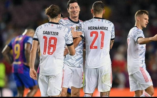 バイエルンが敵地でバルセロナを粉砕!　ミュラー先制弾にレヴィがダメ押しの2ゴール《CL》