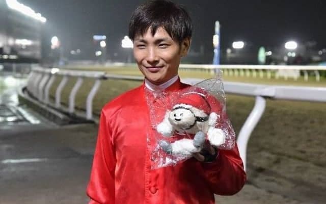 【地方競馬】山崎誠士騎手が地方競馬通算1600勝を達成！