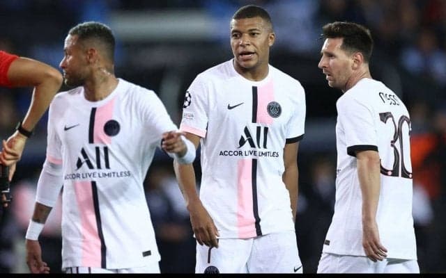 【チャンピオンズリーグ分析】攻められて露呈した「PSGの大きな穴」【クラブ・ブリュージュ対パリ・サンジェルマン】「メッシ・ネイマール・ムバッペの代償」(1)