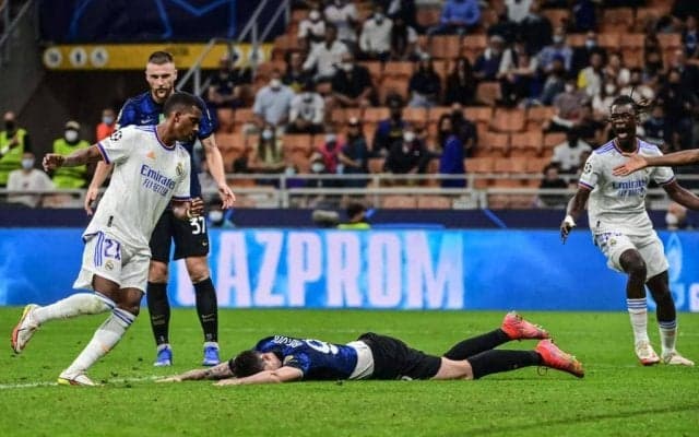 【CL分析】レアル18歳MFカマビンガが躍動！勝負を分けた45歳青年監督「シモーネ・インザーギの野心」と62歳老練指揮官「カルロ・アンチェロッティの勝負眼」【インテル対レアル・マドリード、終了間際の決着の理由(1)】