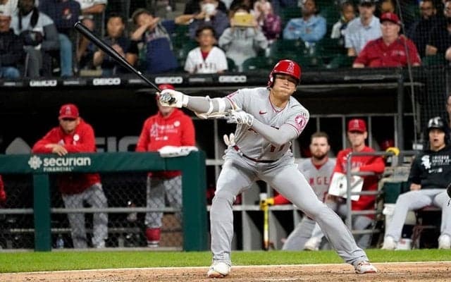 【MLB】大谷翔平も腰砕けの魔球は「打てるわけない」　完敗場面に「打率.175の二塁手みたい」