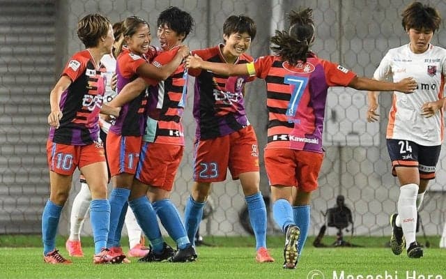 INAC高瀬愛実「胸を張って“サッカーが仕事です”と言えるようになった」【INAC神戸レオネッサ対大宮アルディージャVENTUS】「WEリーグ喜びと決意にあふれた開幕」(1)