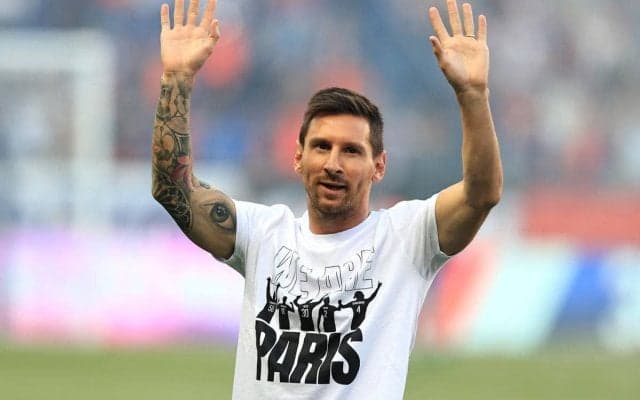 パリに慣れないメッシ、同僚ディ・マリアが明かす「彼は死にたいと思っているだろう」