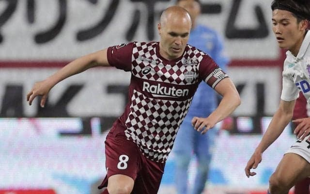 「特別な冒険が始まった」イニエスタが25年前のバルセロナ入団時を回顧「最も重要な一歩」