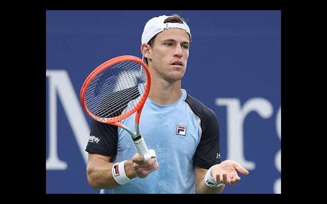 波乱 世界15位がジュニアに黒星