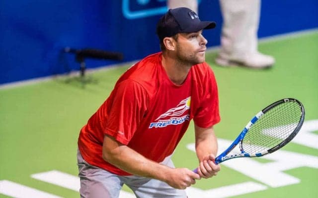 選手がスタッフにシューズを贈る伝統を元全米OP王者がSNSで紹介