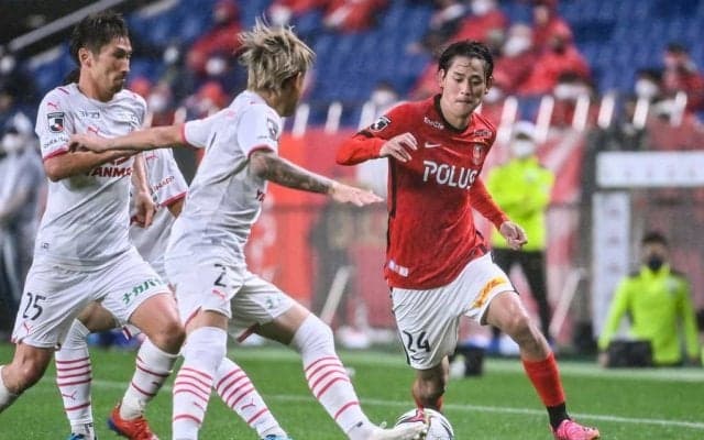 【J1分析】浦和CB岩波拓也の「驚異的な超ロングフィード」が生んだゴール「浦和レッズ対セレッソ大阪」【躍動する浦和レッズDF陣】(1)