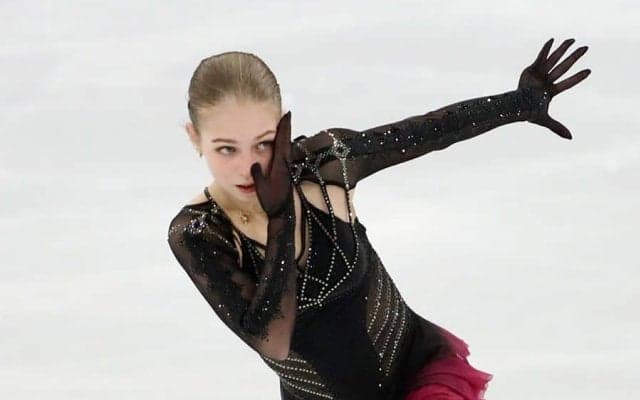 4回転5本トルソワは「チェンと競える」　母国有名コーチが“男子並み”の17歳を絶賛