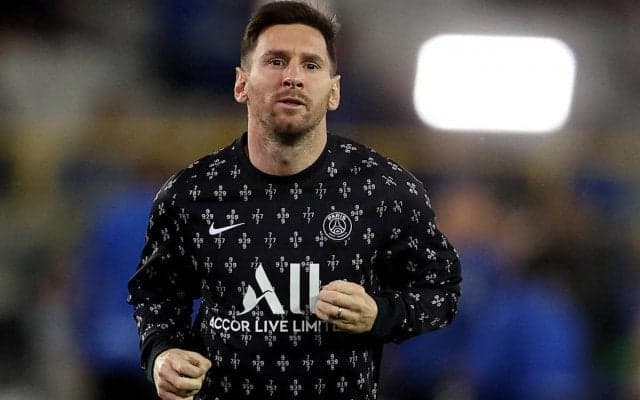 憶測読んだメッシの握手拒否、ポチェッティーノ監督が交代理由を説明「ヒザを気にしていた」