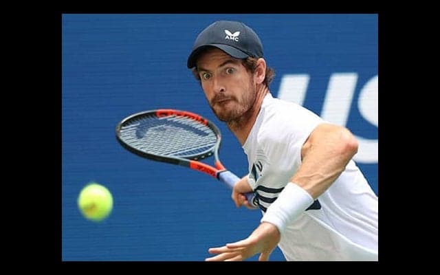 マレー 逆転勝ちで初戦突破