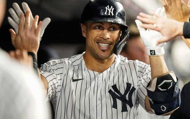 【MLB】同僚も唖然の驚愕アーチ　ヤ軍スタントンの190キロ“超低空”弾は「理不尽の極み」