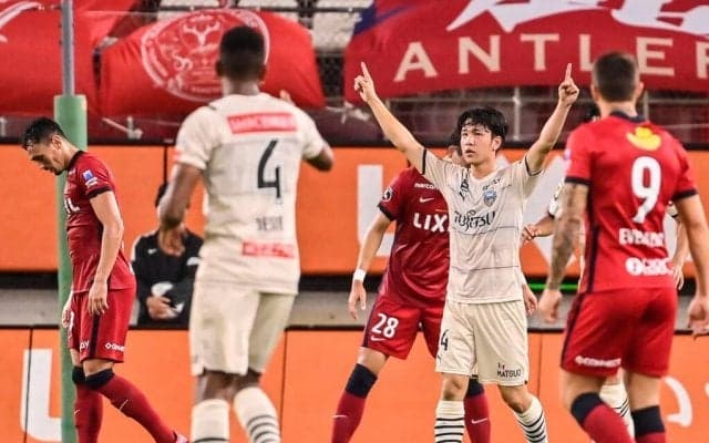 “ポスト三笘薫”は誰だ!? ハイレベルな「左ウイング」先発争い【川崎フロンターレ、鹿島アントラーズに劇的勝利！】(2)