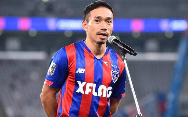 長友佑都が自身のキャリアの一歩を見出した恩師・フィッカデンティ監督との再会に感謝「父親のような愛情で包んでくれた」