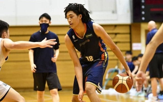 横浜がU18所属のジェイコブス晶を特別指定選手登録…17歳5カ月11日でB1最年少入団に