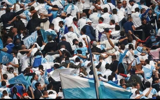 フランスで再びサポーター同士が衝突…アンジェvsマルセイユの暫定処分決定