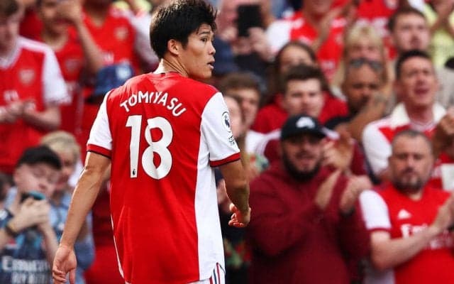 「驚きの連続」2試合でファンのハートを鷲掴みにした冨安健洋、アーセナルデビュー戦を振り返る「一生忘れない」