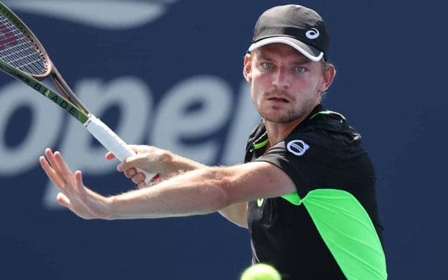 ゴファンが長年の恋人トゥッチットさんと結婚