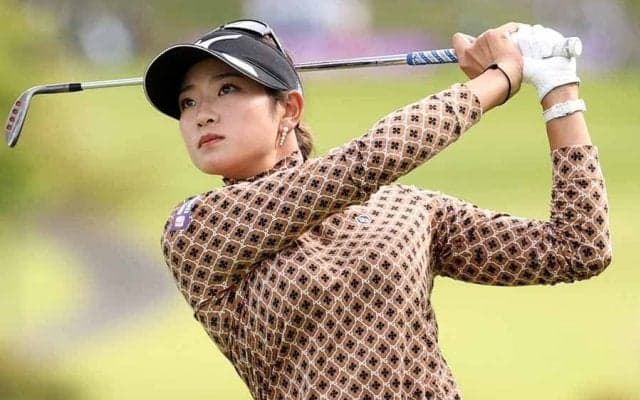 原英莉花に“職権乱用”でサインもらった先輩選手「姫可愛い」ファン「これ欲しい！」