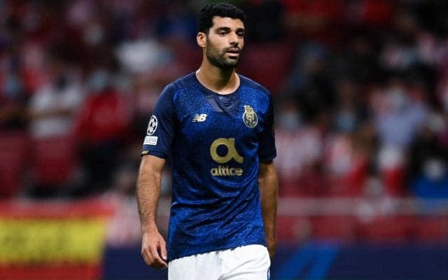 鋭い弾道の目の覚めるようなロングシュート!　昨季UEFA最優秀ゴール賞のタレミが今季も見せた