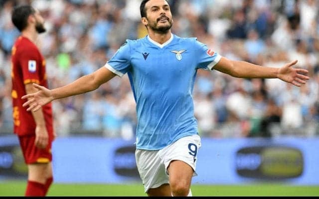 ローマ・ダービーは派手な打ち合いに、ペドロ古巣弾などでラツィオが制す《セリエA》