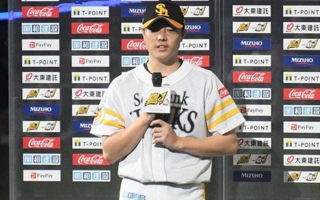 鷹・工藤監督も「本当に頼りになる」と信頼　11試合連続無失点の24歳が担う重要な役割