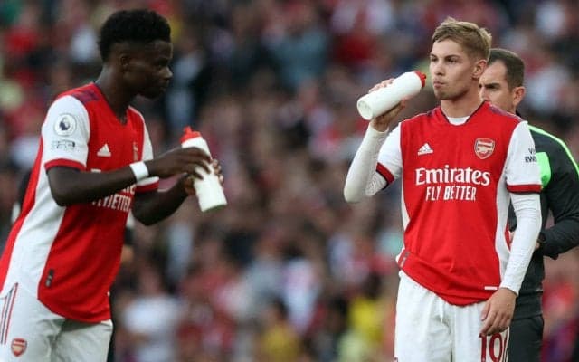 イメトレが奏功？ サカが共に1G1Aのスミス・ロウとのダービー前の会話を明かす「ゴールを決めるのがどんな感じか想像しよう」