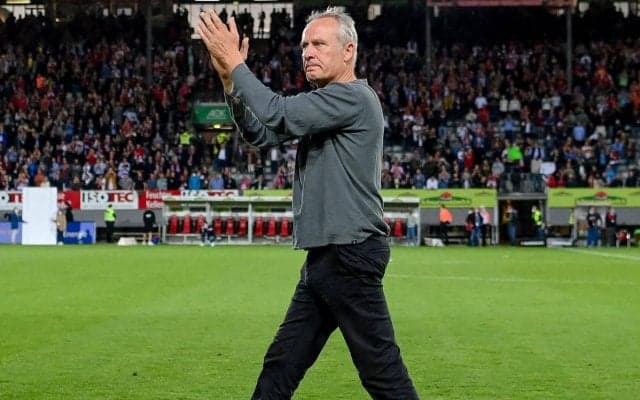 30年過ごした現本拠地ラストマッチのフライブルク指揮官、ファンの声援を受け思わず目に涙