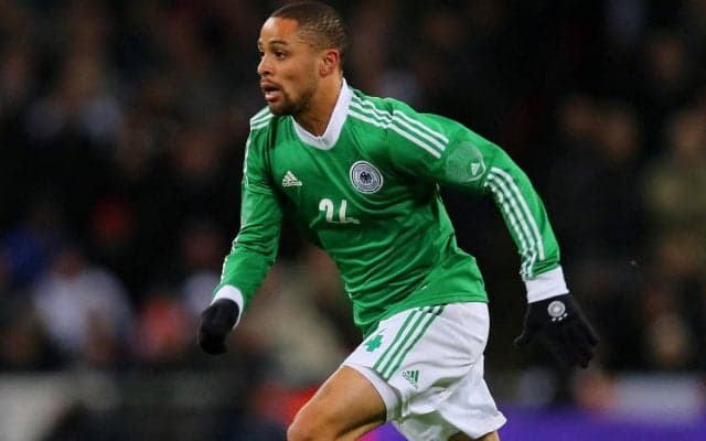 内田篤人と右サイドでコンビを組んだ元ドイツ代表FWサムが現役引退、スポーツマネジメントを学ぶ