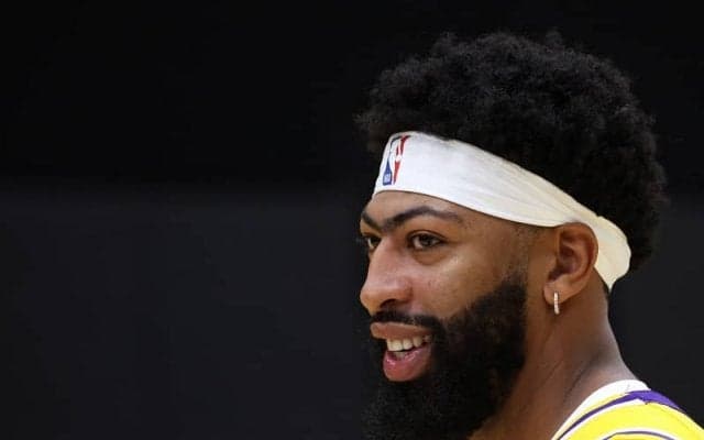 超豪華戦力を手にしたレイカーズ。現地メディアが報じた今季の予想スターターとは？