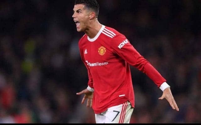 「ユニフォーム脱ぎすぎ」「でも許す」C・ロナウドの劇的V弾にファン歓喜「脱ぐまでがセット」