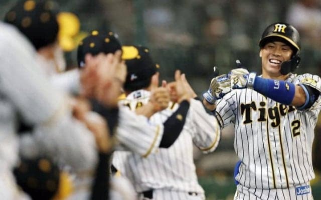 梅野隆太郎こそ、阪神16年ぶり優勝のキーマンだ。数字では測れない絶大なる貢献の数々