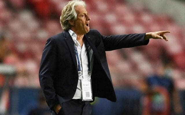 「ほぼ全てで完璧」バルサ撃破のベンフィカ監督が勝利を喜ぶ「素晴らしいチームゲーム」