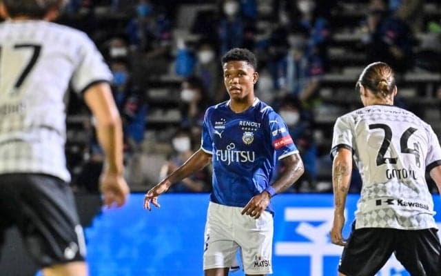 川崎フロンターレ・鬼木達監督の「左ウイング２人への評価」と「使い分け」【川崎フロンターレ3戦連続逆転勝ち(2)】