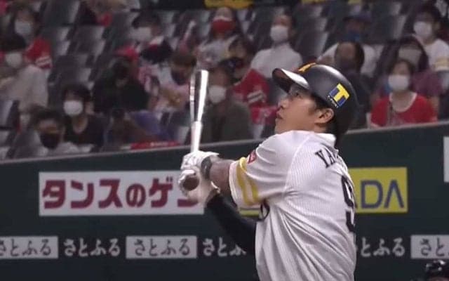 ギータの怪力が生んだ「実写版、通天閣打法」　漫画を超えた？驚愕の大フライ