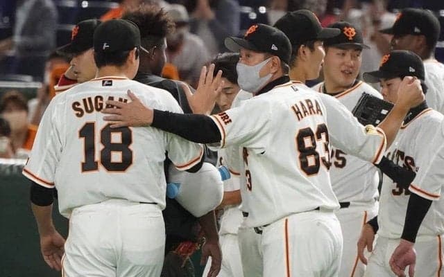 巨人、連敗を5で止め優勝戦線に踏みとどまる　菅野が6回2失点、亀井が決勝犠飛