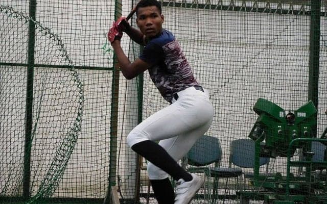 【高校野球】高校2年夏の初HRから1年間で24発　ドラフト候補に駆け上がった日本航空エドポロの覚醒