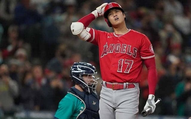 【MLB】大谷翔平、3ボールから豪快マン振り　HR王諦めない姿に米実況も度肝「オッホッホ」