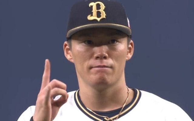 「重力おかしいんか？」　腰から地面までの“垂直落下”に驚愕「ゴム球ちゃう？」